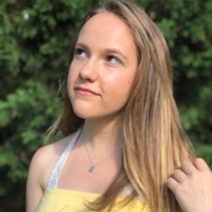 Meet your Posher, Stephanie